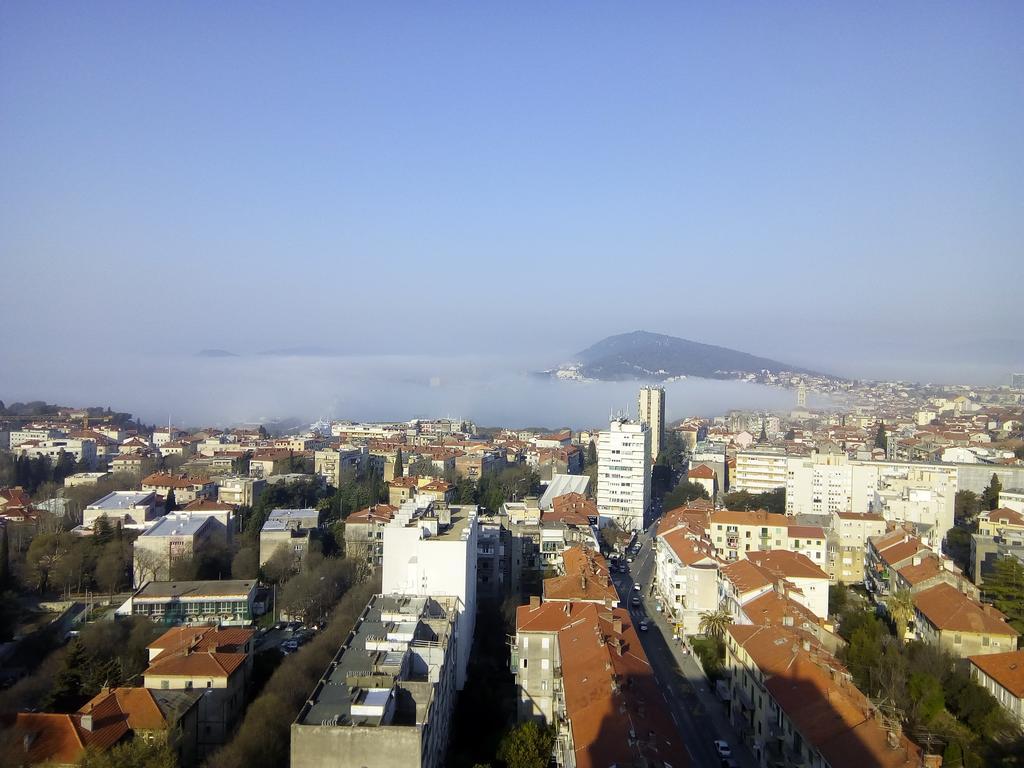 Apartment Penthouse Ema 스플리트 외부 사진